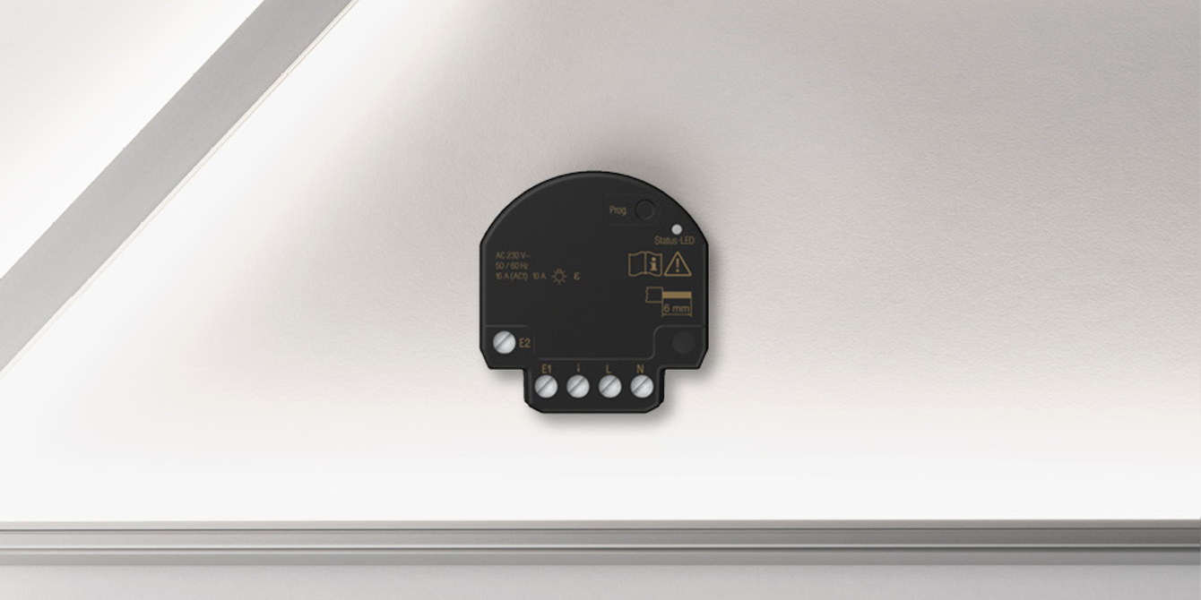 JUNG HOME Jalousieaktor Mini bei Energy2light Elektro & Home Automation Khokhar in Rödermark