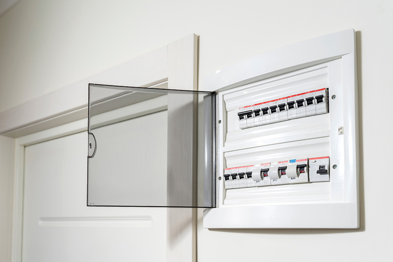Über­spannungs­schutz bei Energy2light Elektro & Home Automation Khokhar in Rödermark